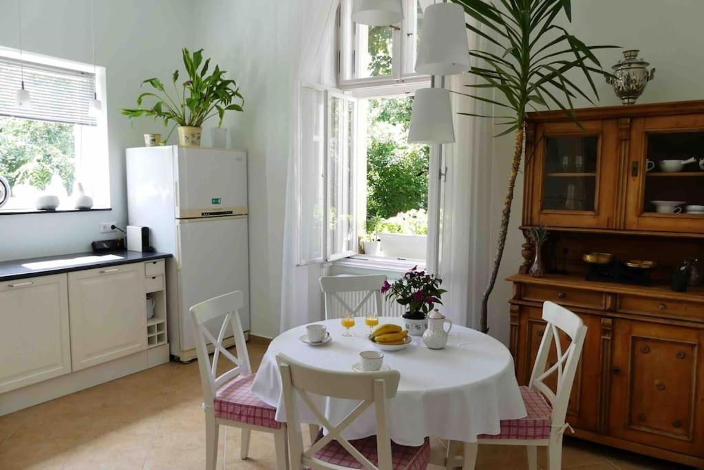 Villa Giulietta With Garden, Free Parking Budapest